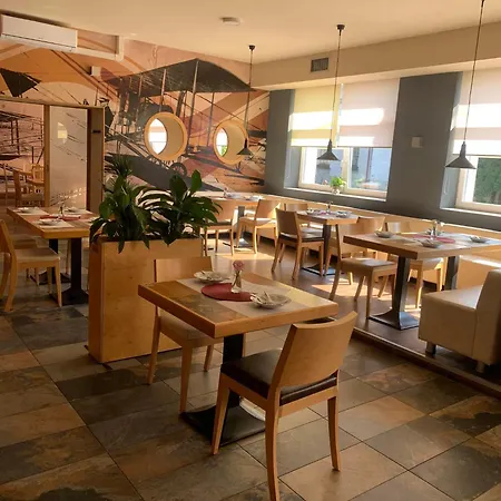 Penzion Restaurace A Vrtule *