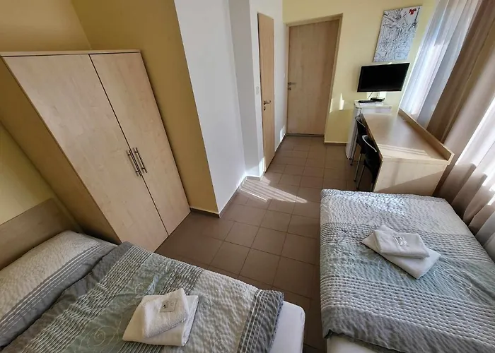Penzion Restaurace A Vrtule 3*