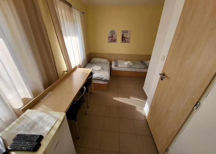 Restaurace A Vrtule 3*